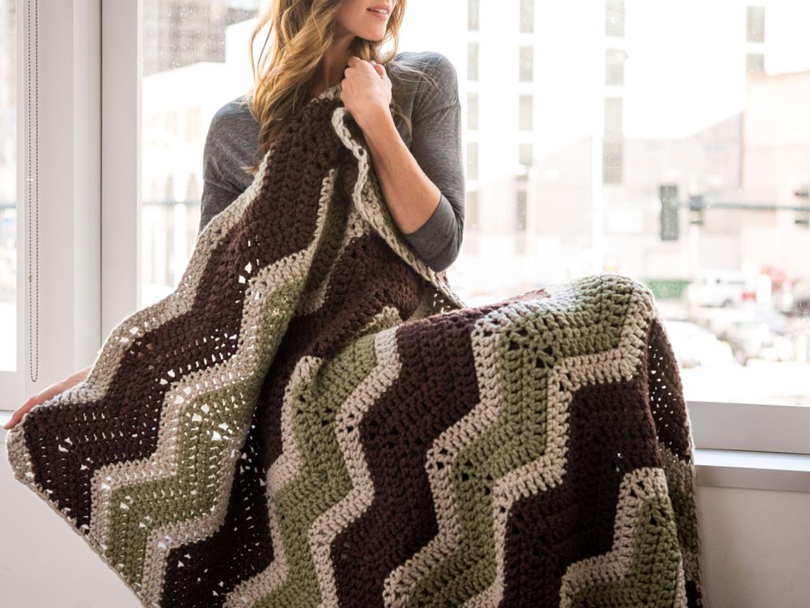 vintage bulky chevron throw crochet kit