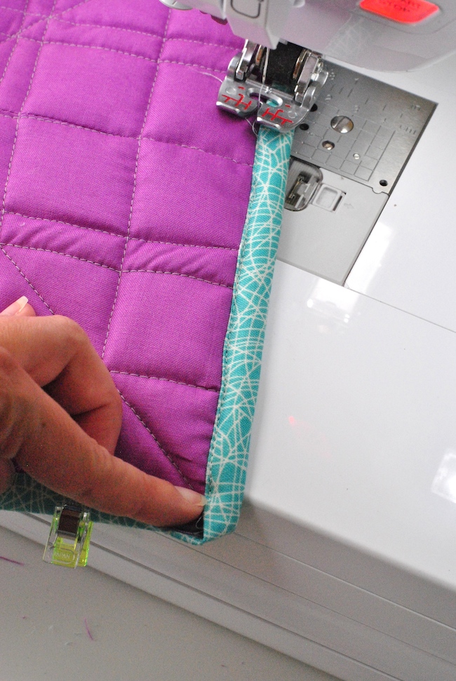 Sewing quilt binding on a sewing machine