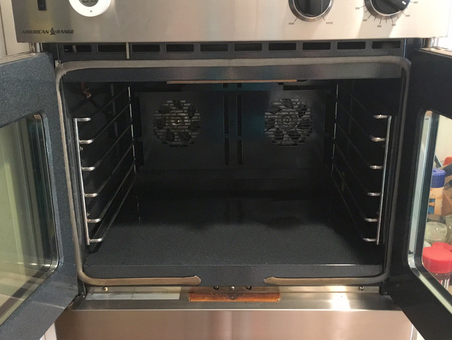 How to Clean Your Oven with Baking Soda