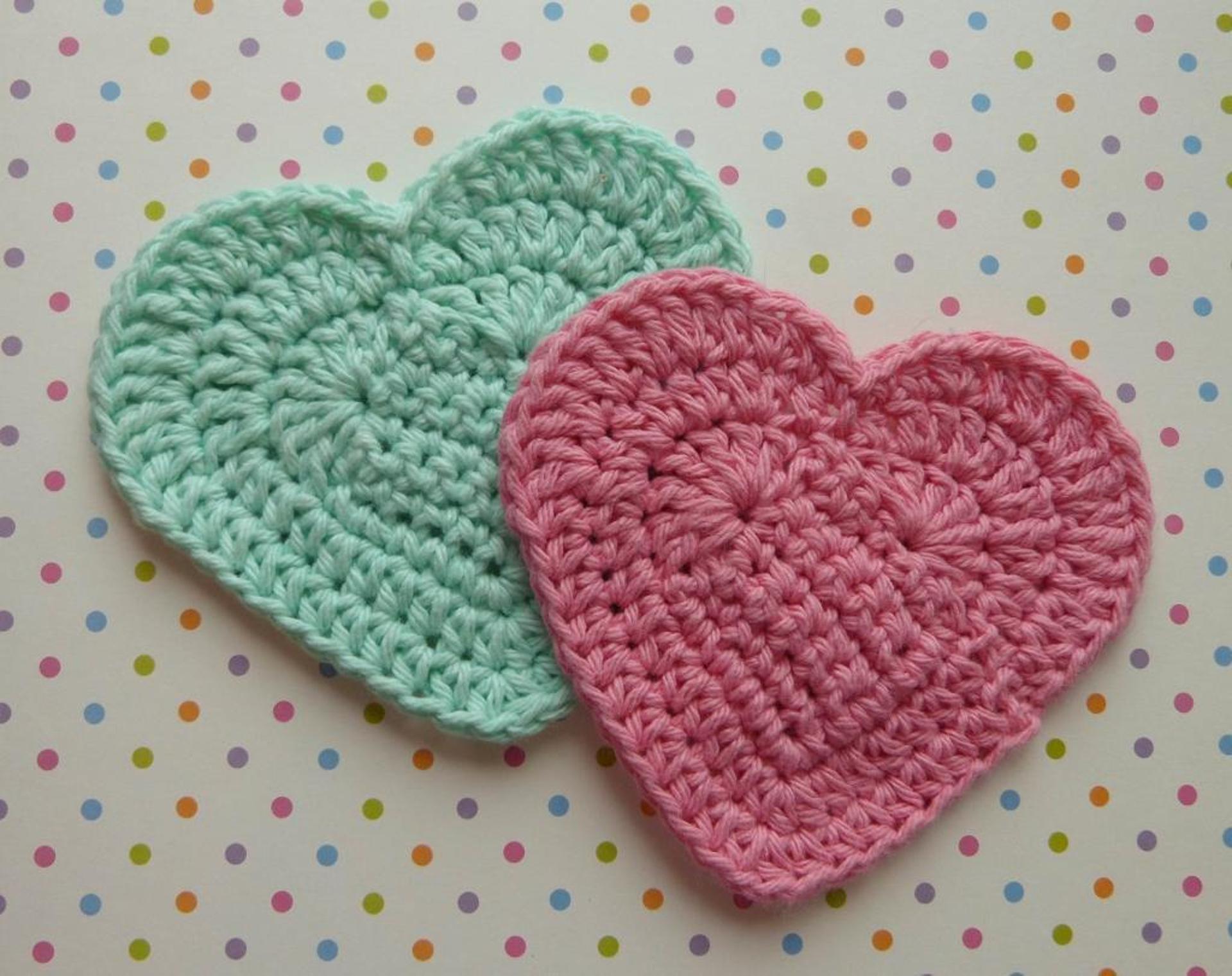 crochet heart coaster free pattern