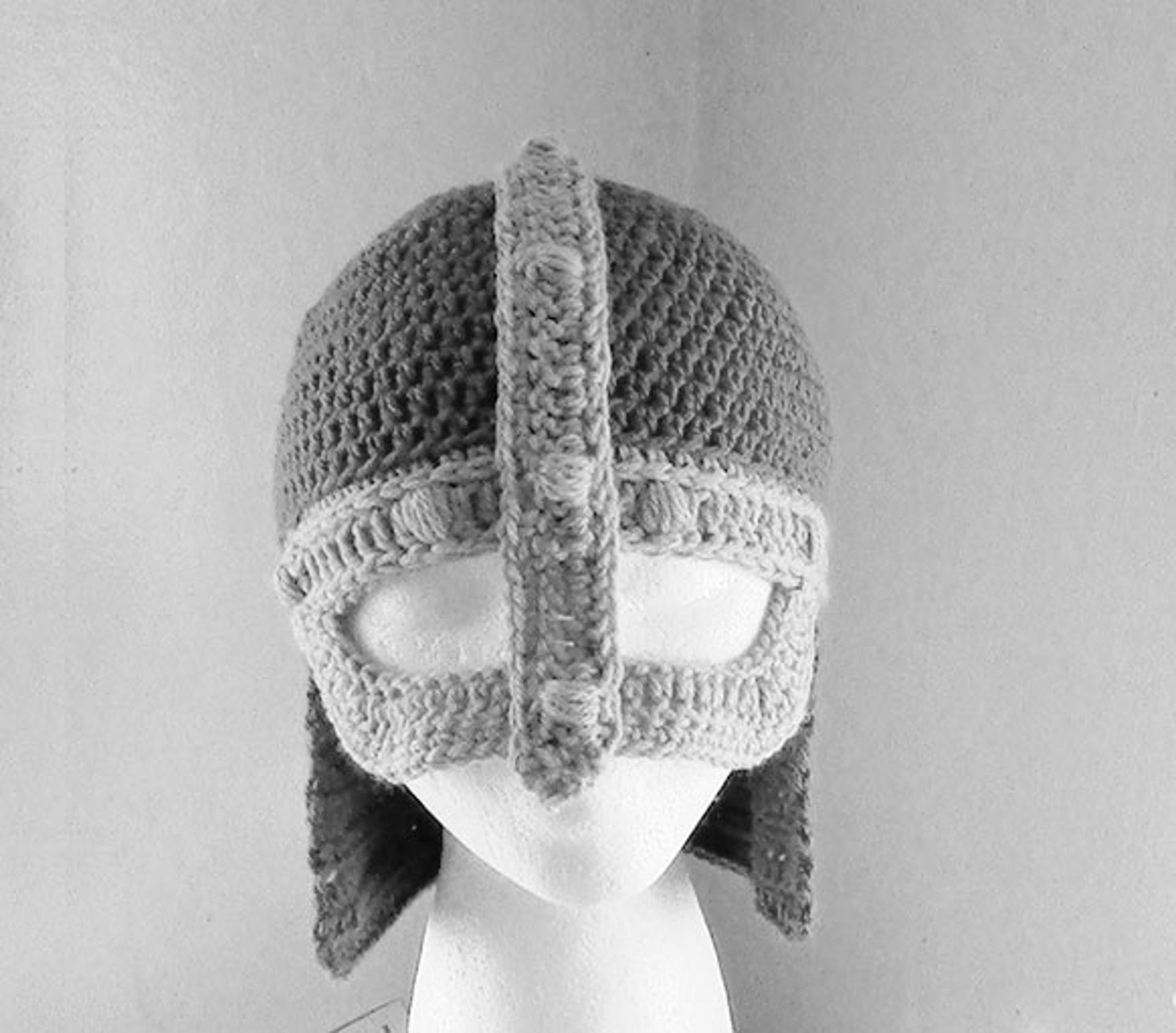 knight helmet crochet pattern