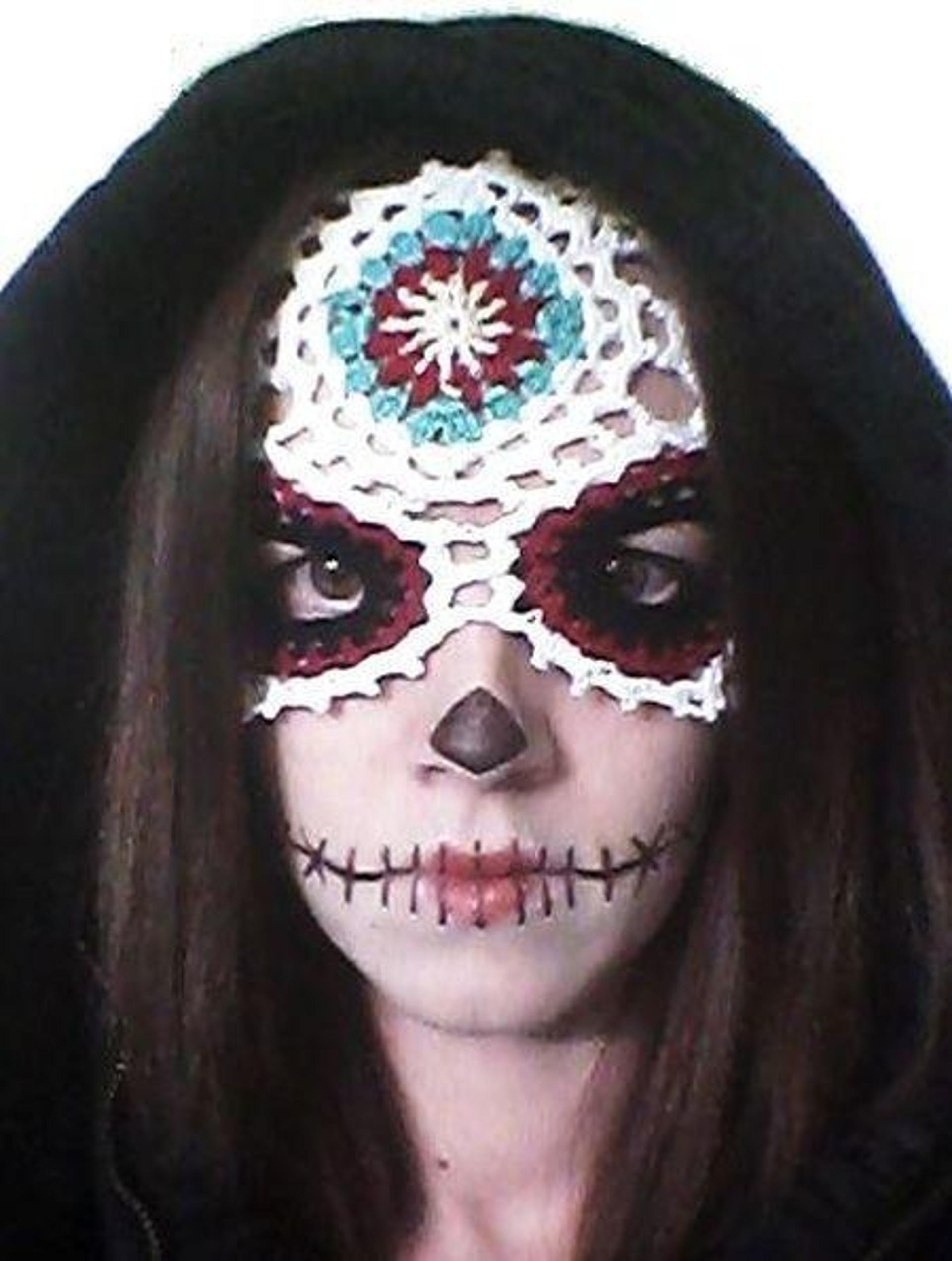 sugar skull mask crochet pattern