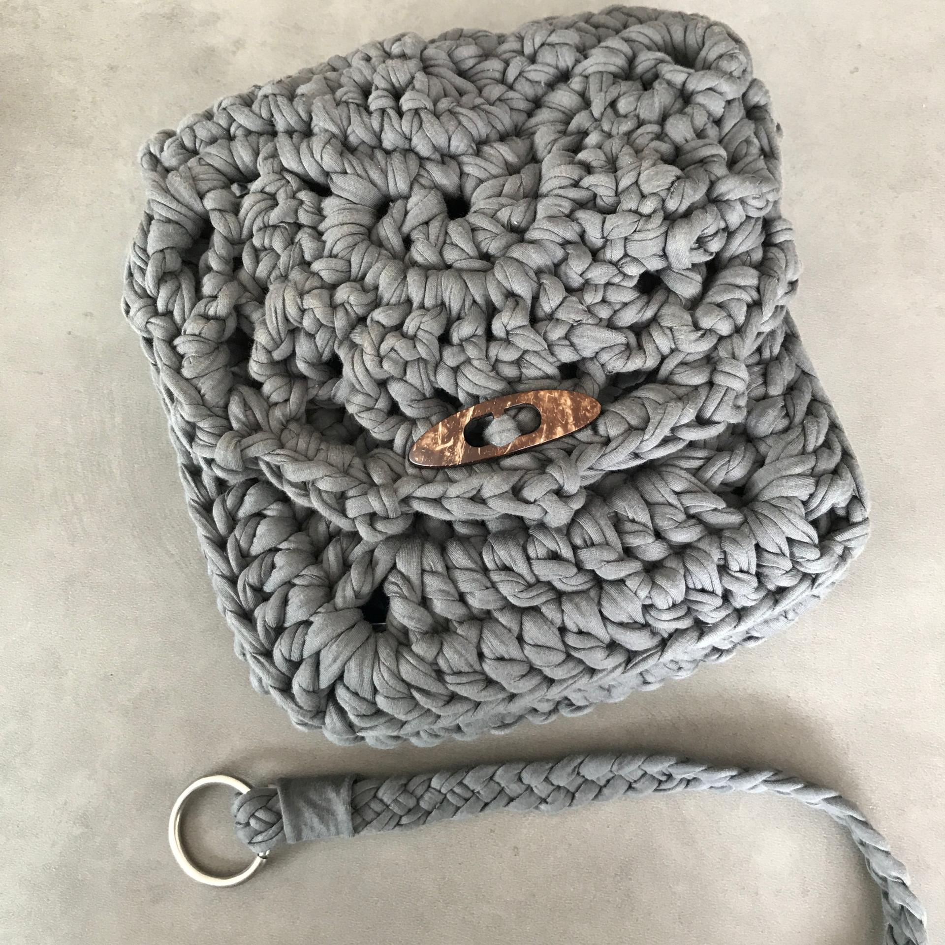 t-shirt yarn purse crochet pattern