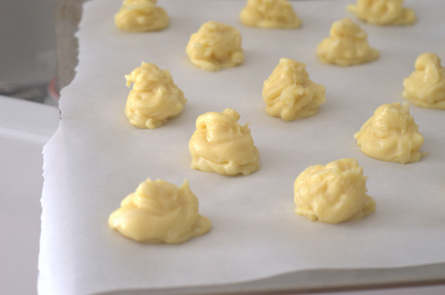 How to Make Gougeres