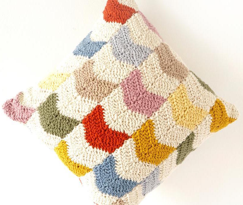 Chevron Crochet Cushion