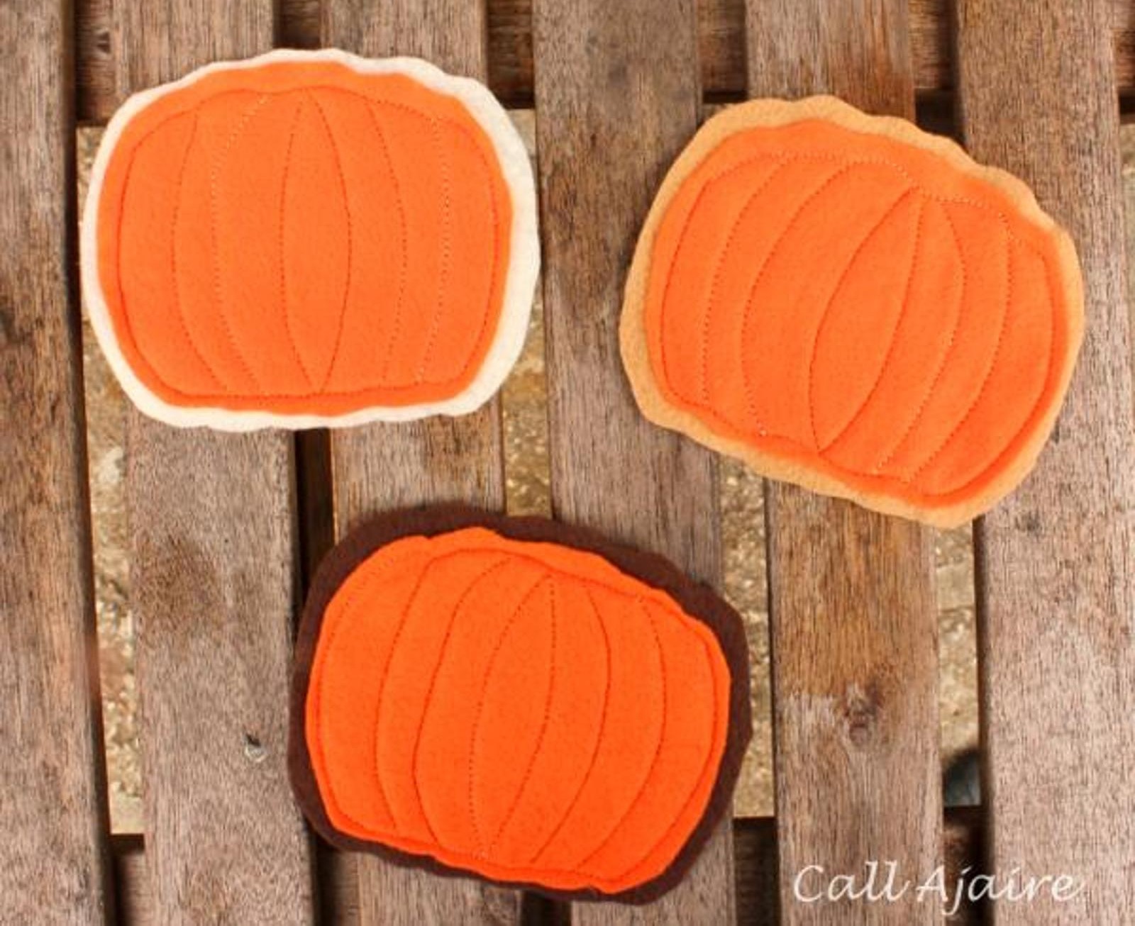 Easy Felt Pumpkin Coasters