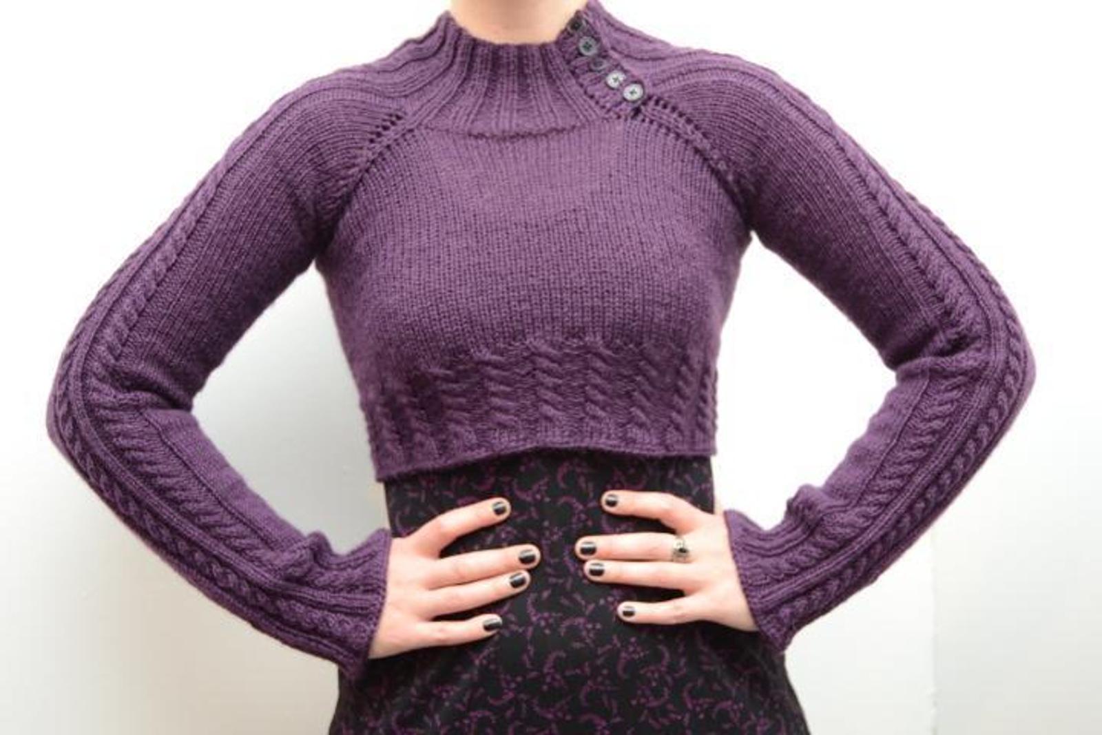 Heather's Cabled Raglan Top Knitting Pattern