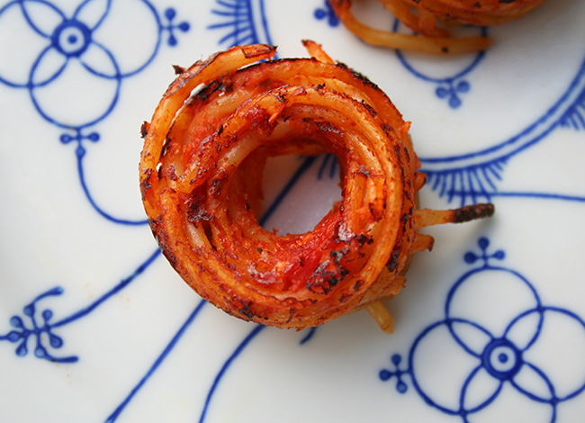 Spaghetti doughnut 