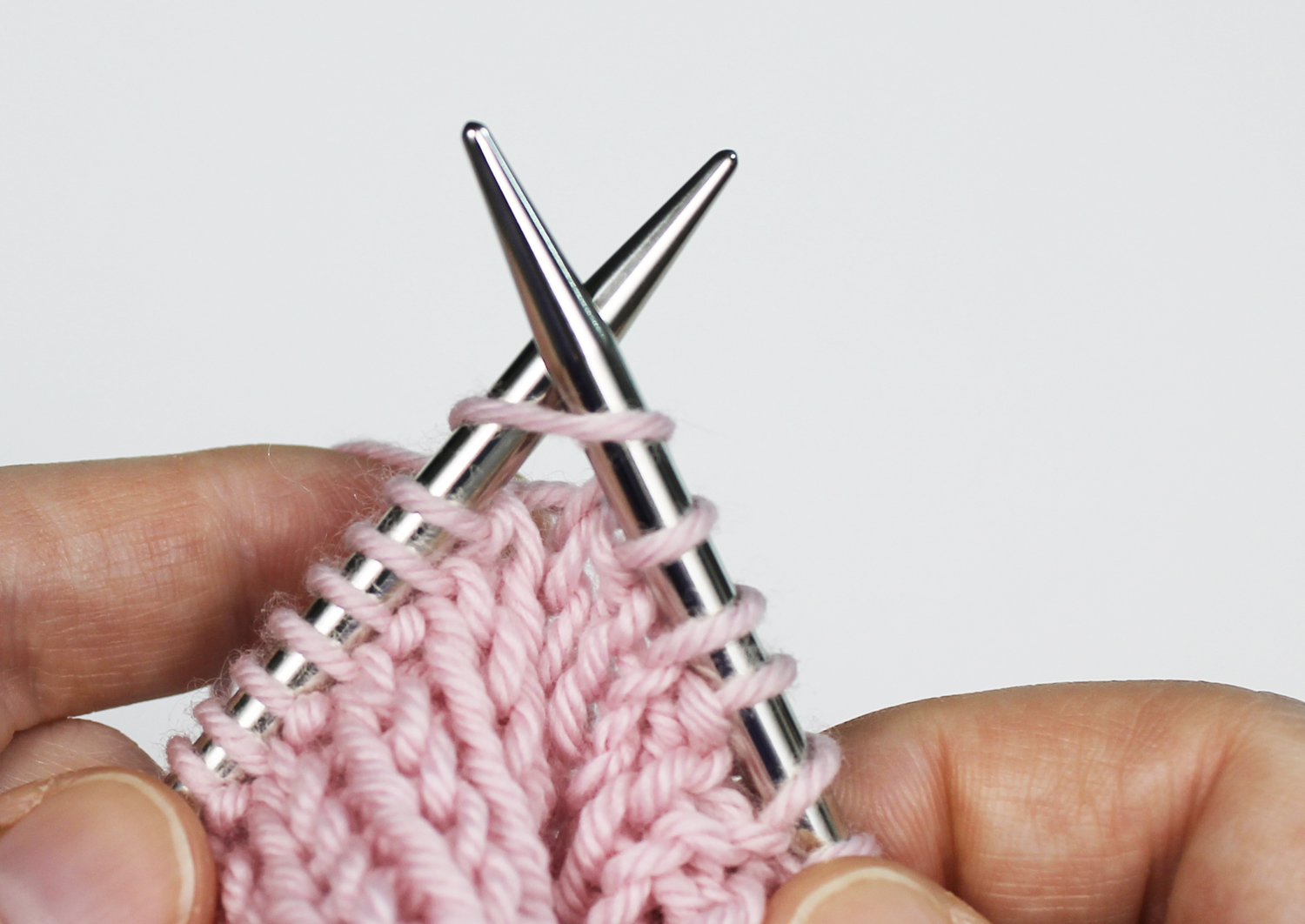 Portuguese-style knit stitch