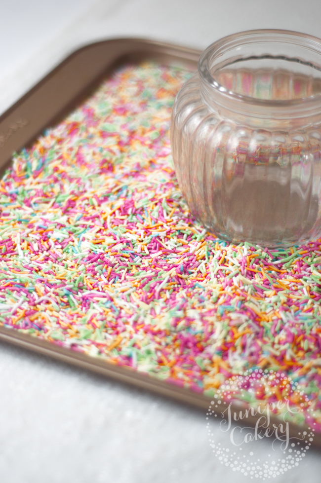 Sprinkle cake tutorial