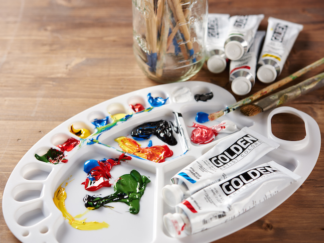 The Best Acrylic Paint for Arts and Crafts