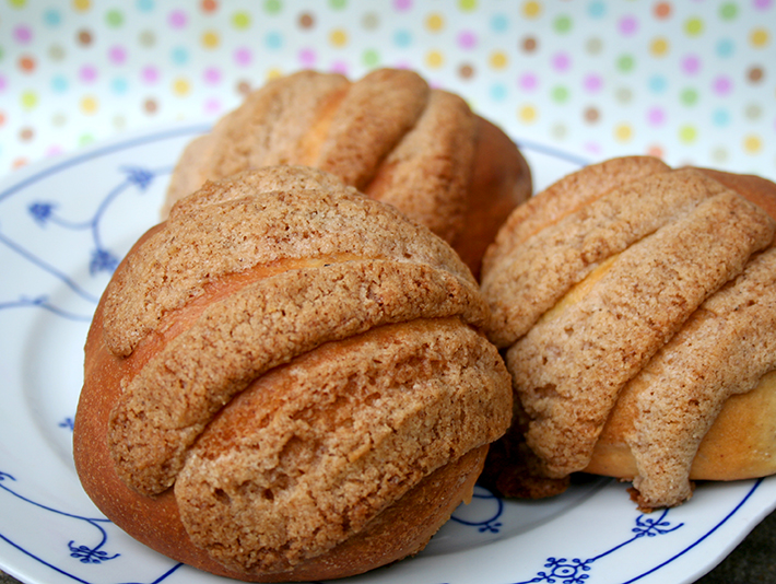 Pan dulce on a plate