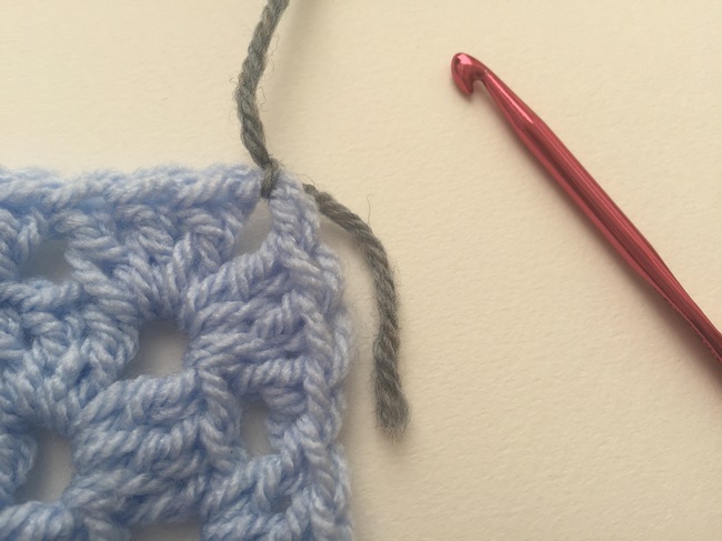 join yarn for crochet border