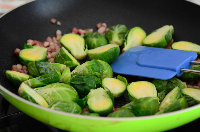 Brussels sprouts in skillet