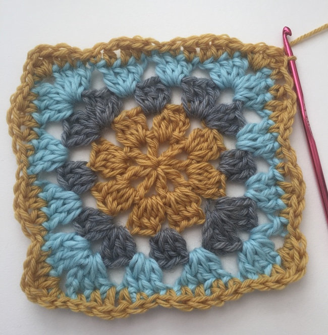 shell stitch crochet granny square