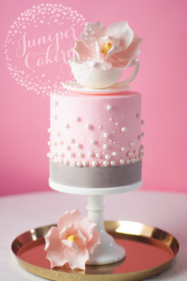How to make a pretty vintage cake by Juniper Cakery