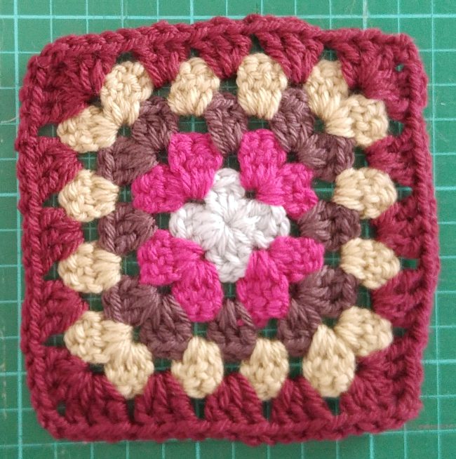 How to block granny squares pre blocked squares on grid