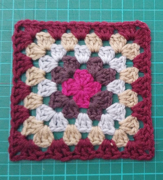 How to block granny squares squares single square finished