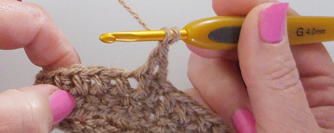making a front post double crochet stitch