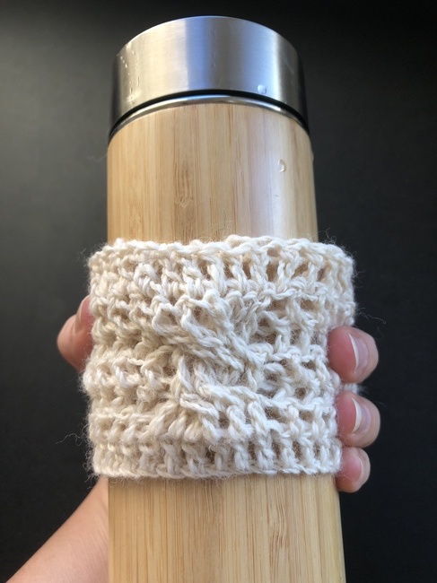 cable crochet cozy