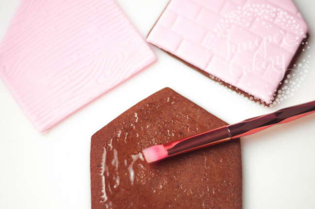 Gingerbread house cookie tutorial fondant