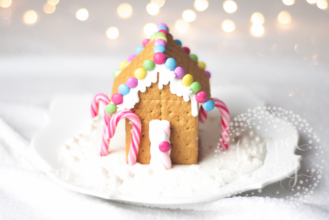 How to build a graham cracker gingerbread house