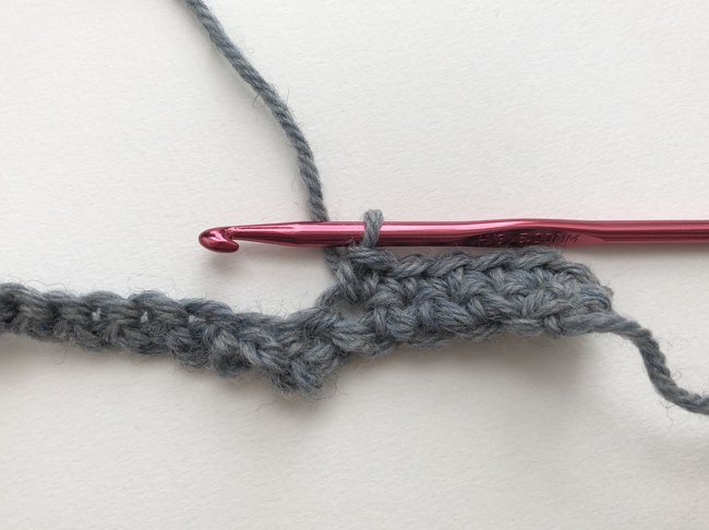 row 2 chevron crochet 4 stitches