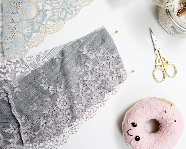 How to sew scalloped stretch lace seams