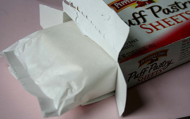 Pre-made puff pastry sheets in box