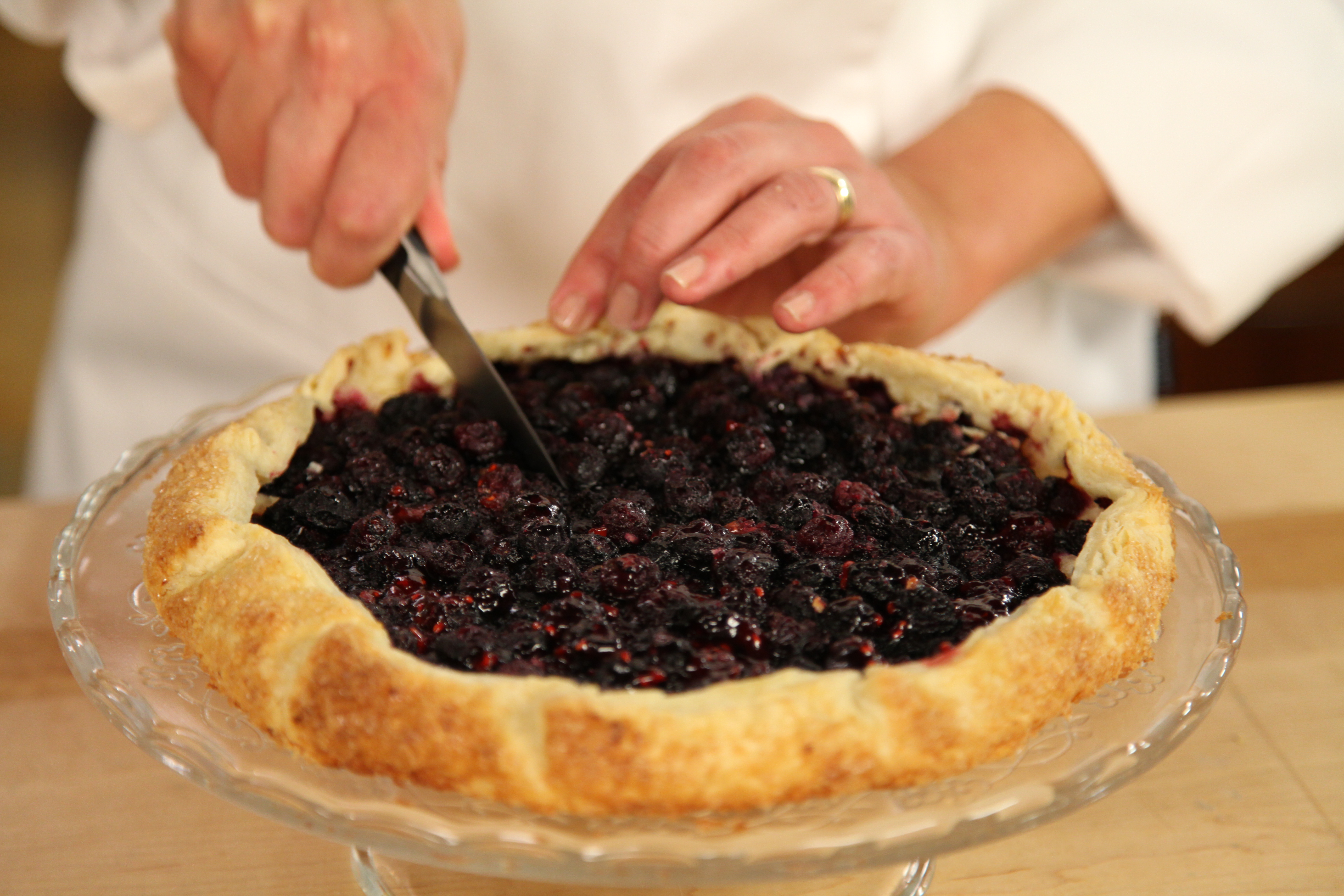 Bluberry puff pastry tart