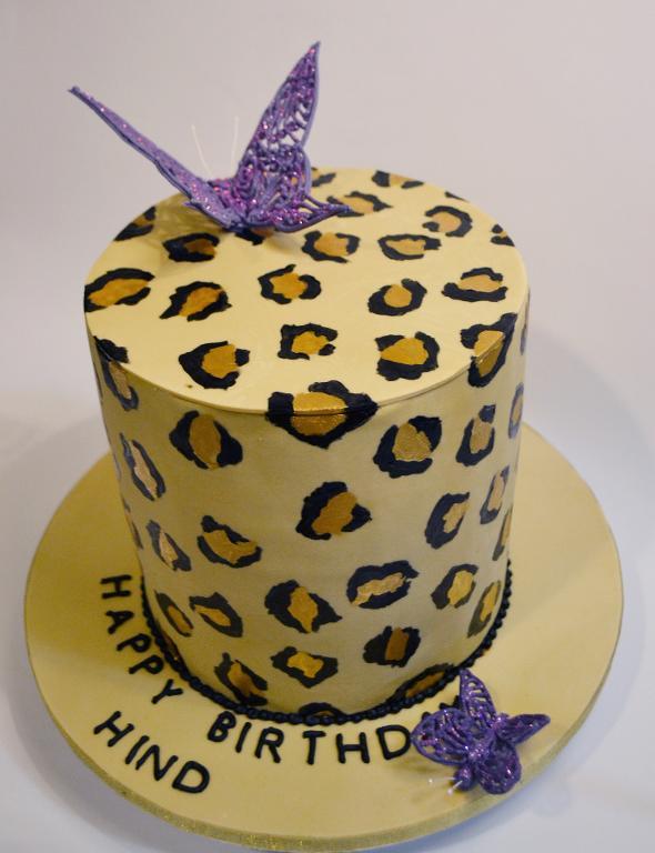 Sweet Sixteen Leopard Cake