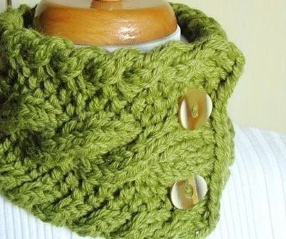 knit cabled neck warmer