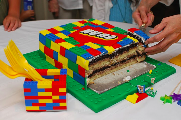 legos cake