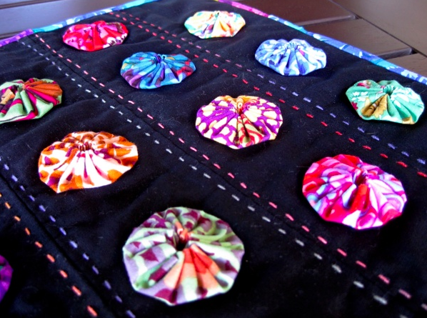 pieceful life yo yo quilt pieceful life yo yo quilt