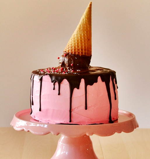 ice cream cone drip cake