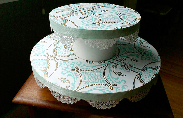 lace cake stand