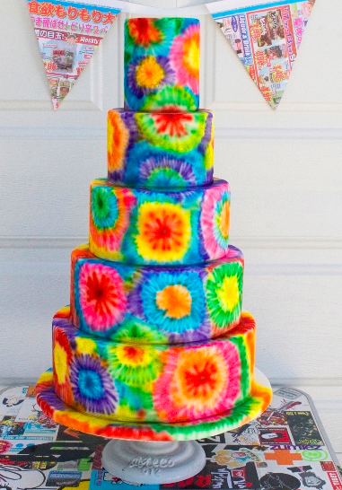 tiered cake tiered cake