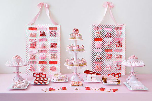 pink dessert table