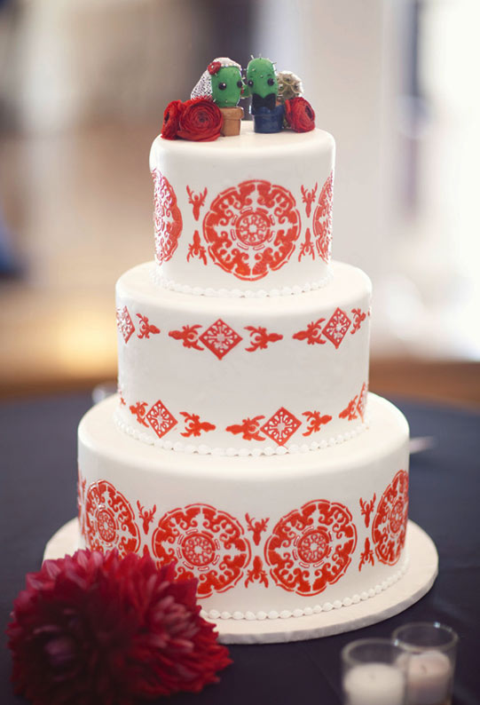 White Cake with Spanish Tile Motif, Topped with Cacti