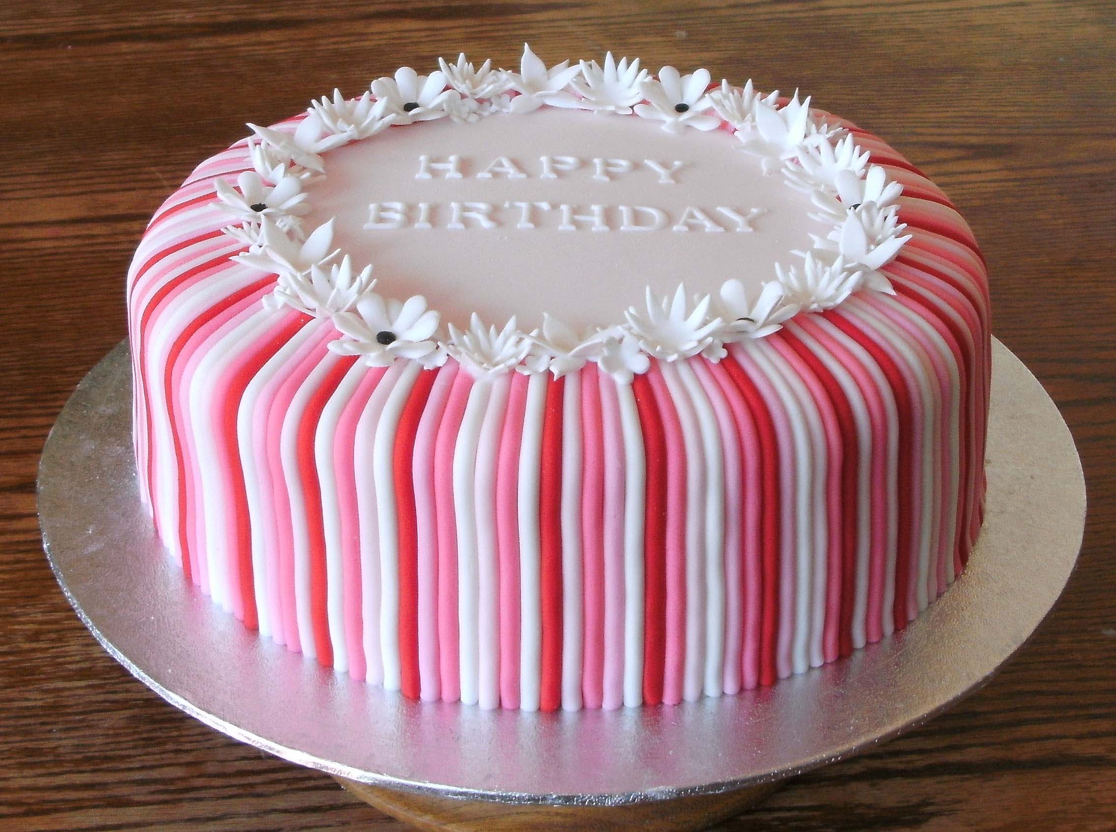 Rounded Stripes Cake