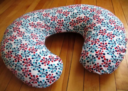 Colorful Floral-Patterned Neck Pillow