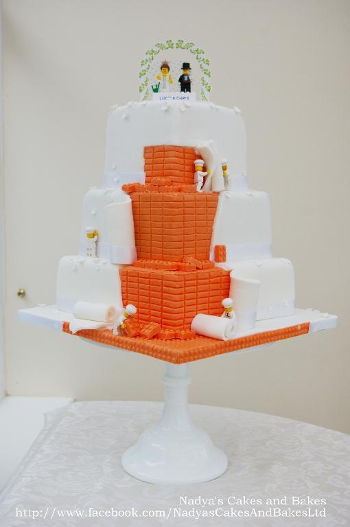 Lego-Theme Wedding Cake with Lego Characters
