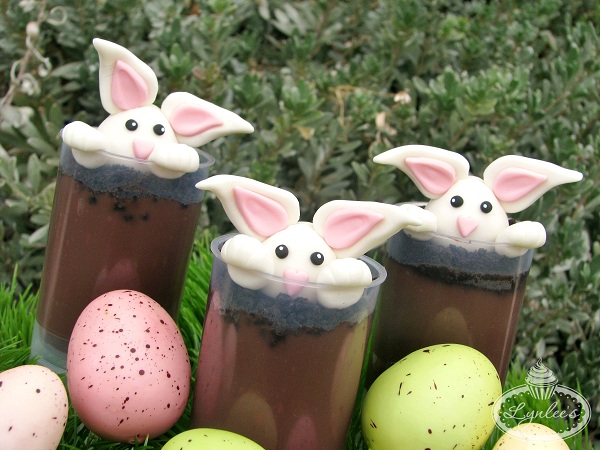 Fondant Bunny Head Push Pop Toppers