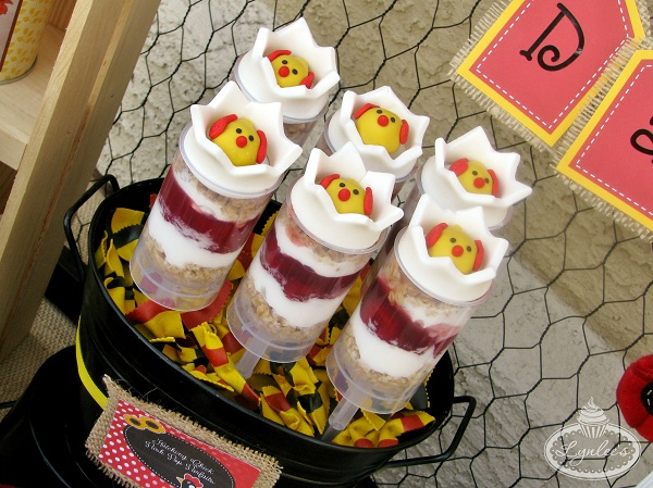 Fondant Chicks-in-Eggs Push Pop Toppers