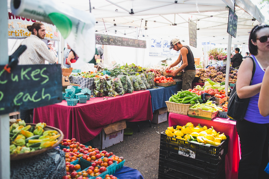 Farmers Market Stand Featuring Fresh Produce and Vegetables