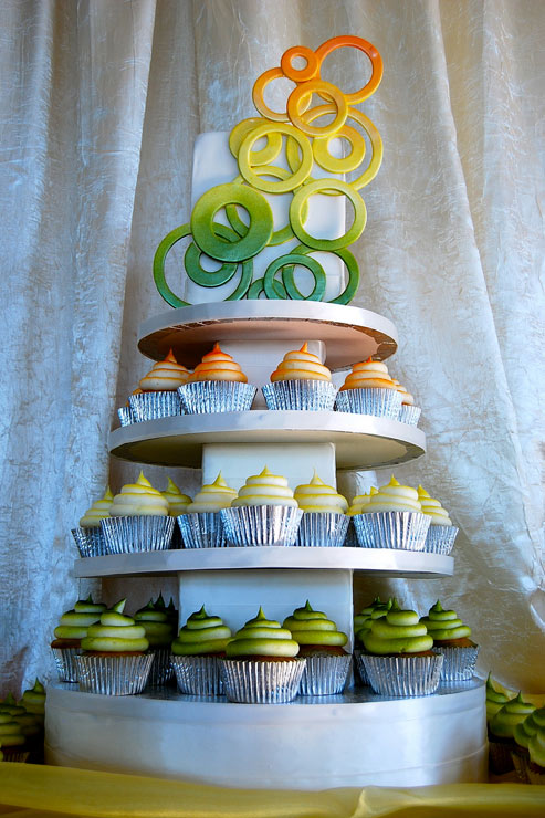 Cupcake Tower with Modern Design Topping