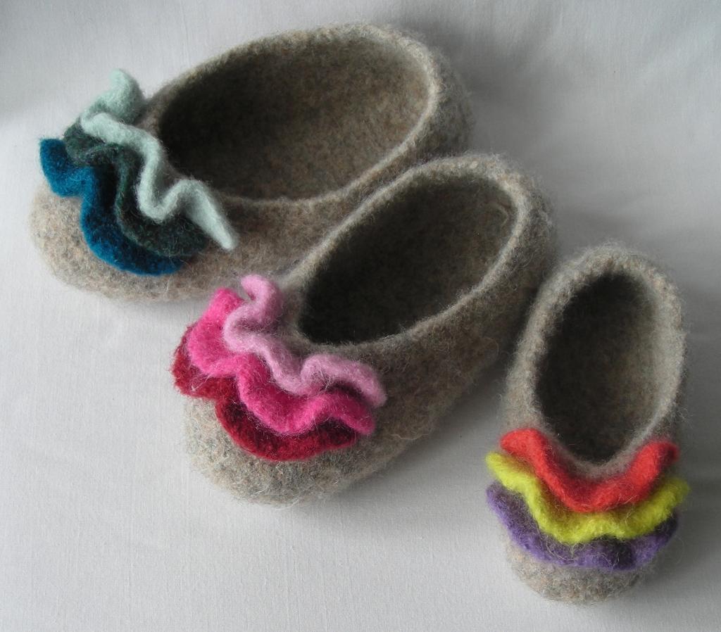 Felted Ruffled Toe Slippers