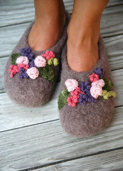 Felted Slippers with Knit Flowers