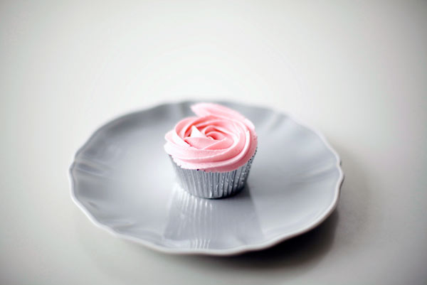 Cupcake with Pink Rosette