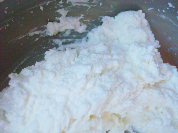 Cream in Processed of Being Whipped, on Craftsy 
